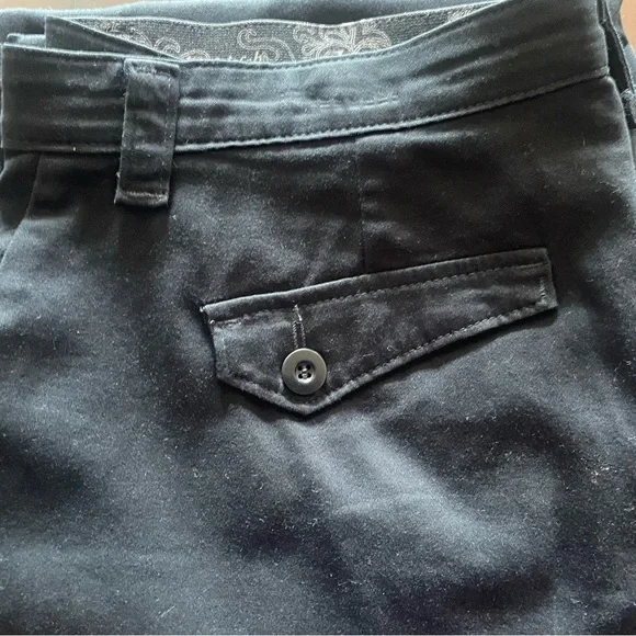 Women’s Lee Comfort Stretch Black Straight Leg Pants - Picture 2 of 3